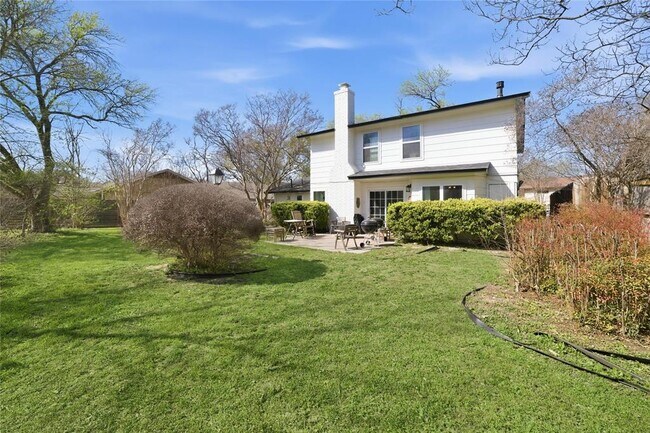 Building Photo - 1315 Quail Park Dr