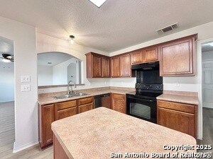 Building Photo - 6414 Royal