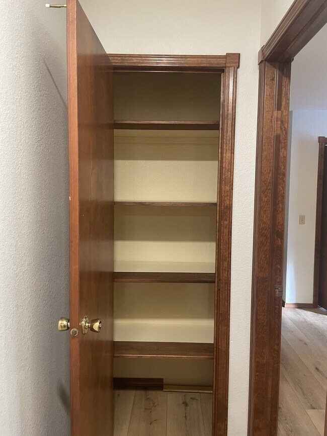 Building Photo - 3500 S Vintage Way