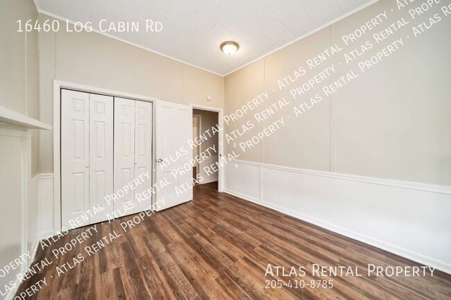 Building Photo - 16460 Log Cabin Rd