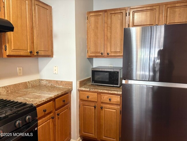 Building Photo - 212 Frankfort Ave