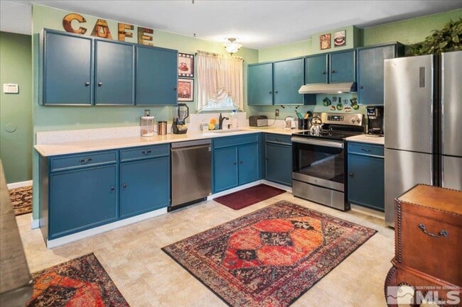 Building Photo - 968 Rio Vista Dr