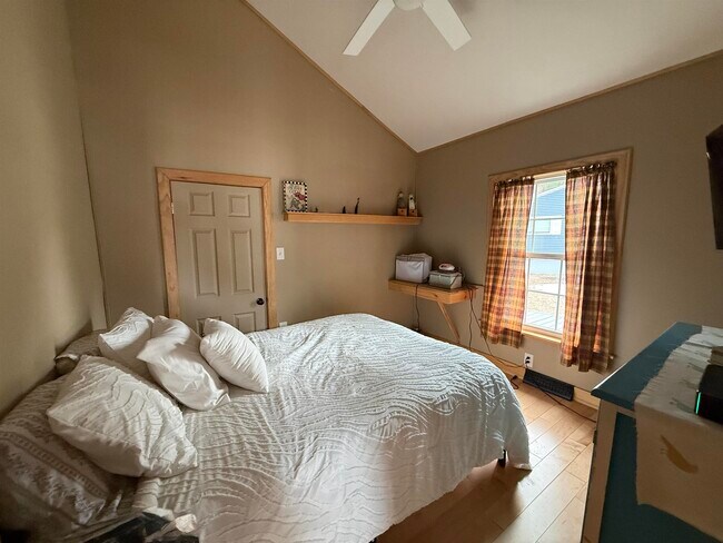 Building Photo - 111 Pendleton Rd