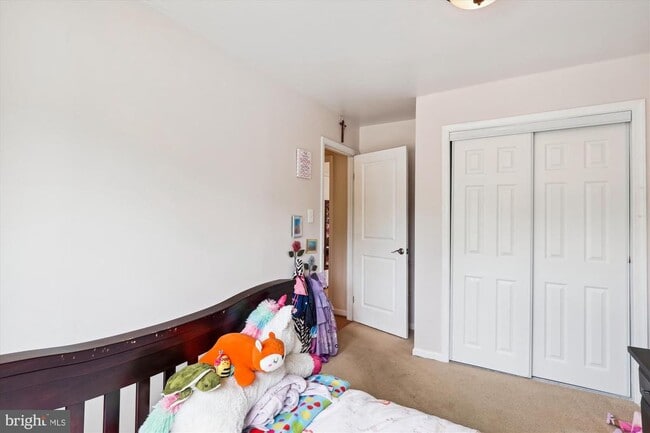 Building Photo - 4555 Lantern Pl