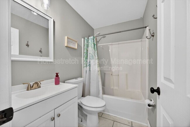 Building Photo - 120 Trotters Creek Ln