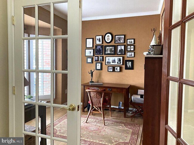 Building Photo - 15623 Sabine Hall Pl