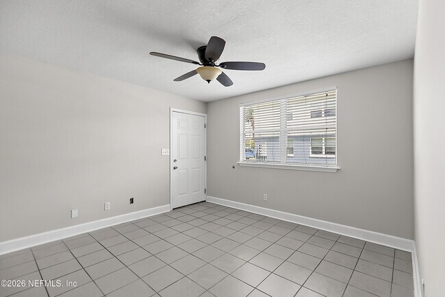 Building Photo - 1511 4th St N