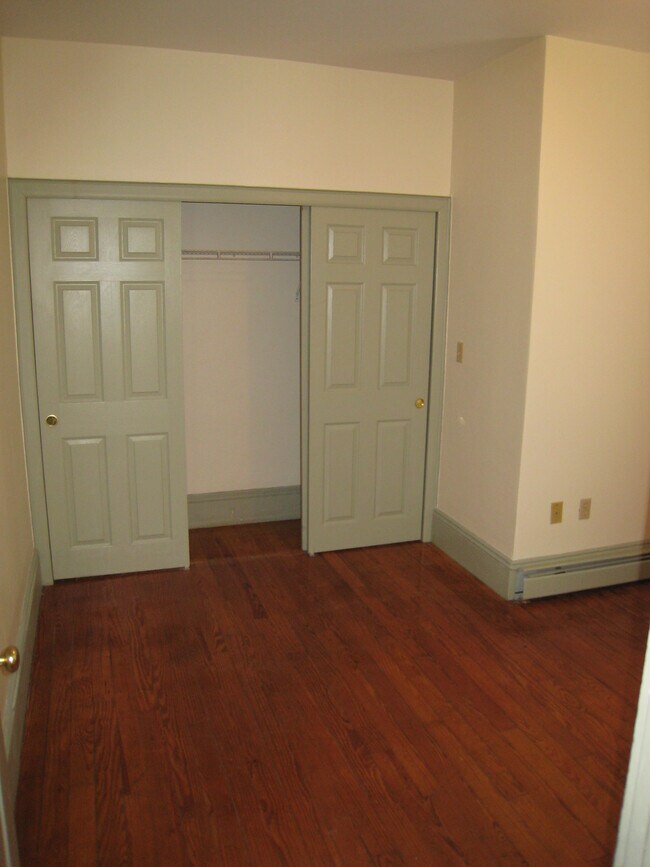 Building Photo - 3-2 Wendell St