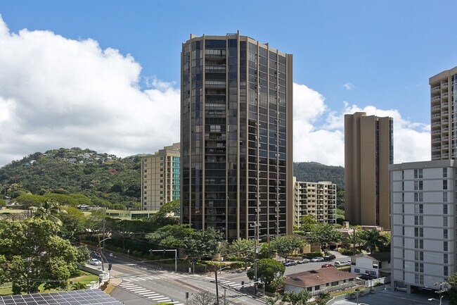 Building Photo - 2101 Nuuanu Ave