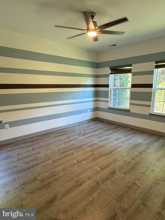 Building Photo - 8390 Ice Crystal Dr