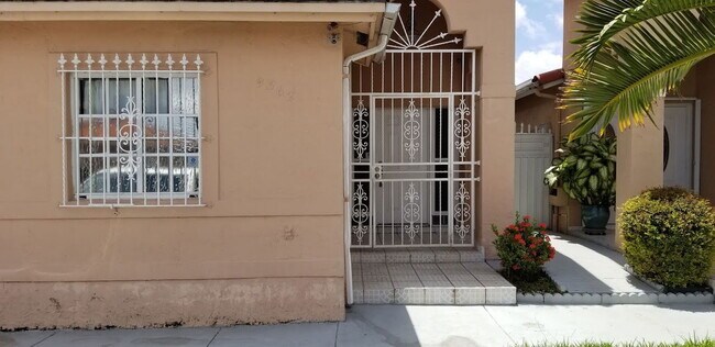 Building Photo - 9362 NW 121st St