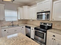 Building Photo - 40485 Sage Field Ct