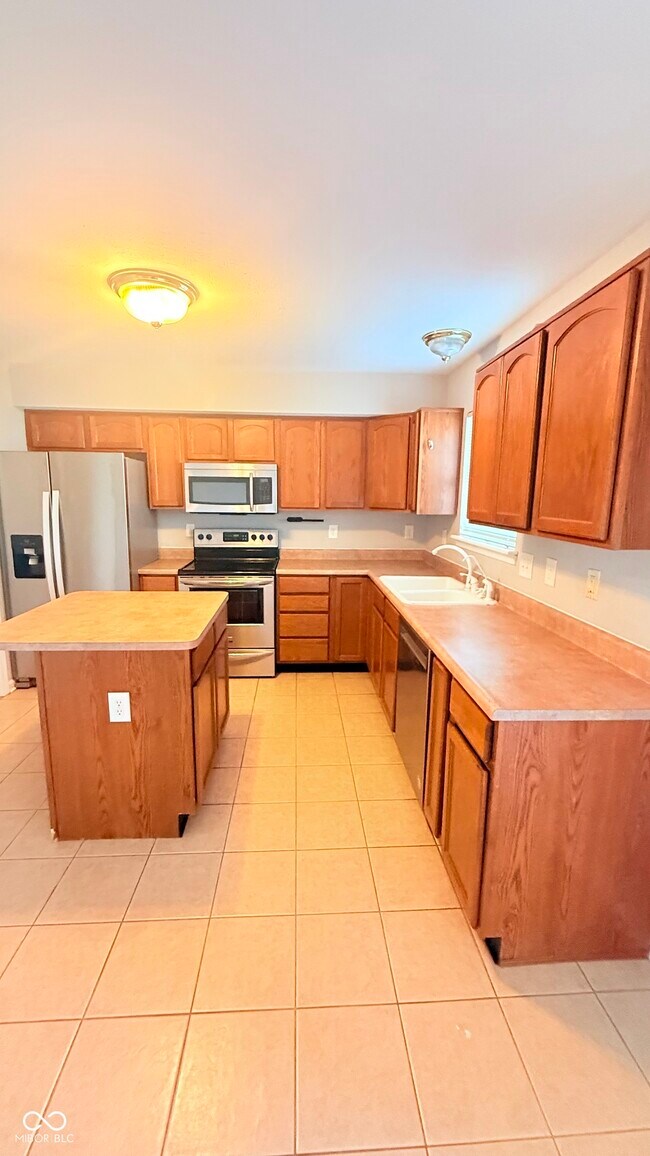 Building Photo - 6683 Amherst Way