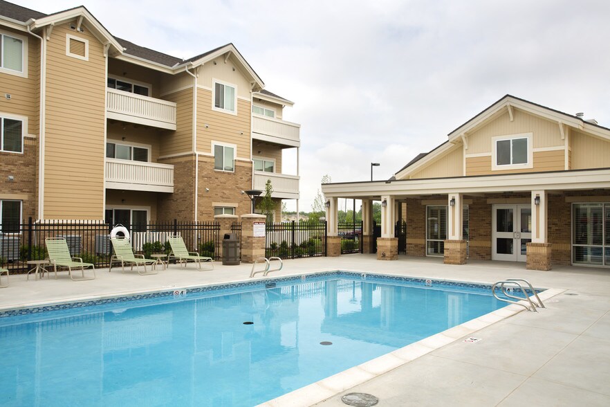 SunSTONE Apartment Homes at MarketPlace Andover, KS Apartment Finder