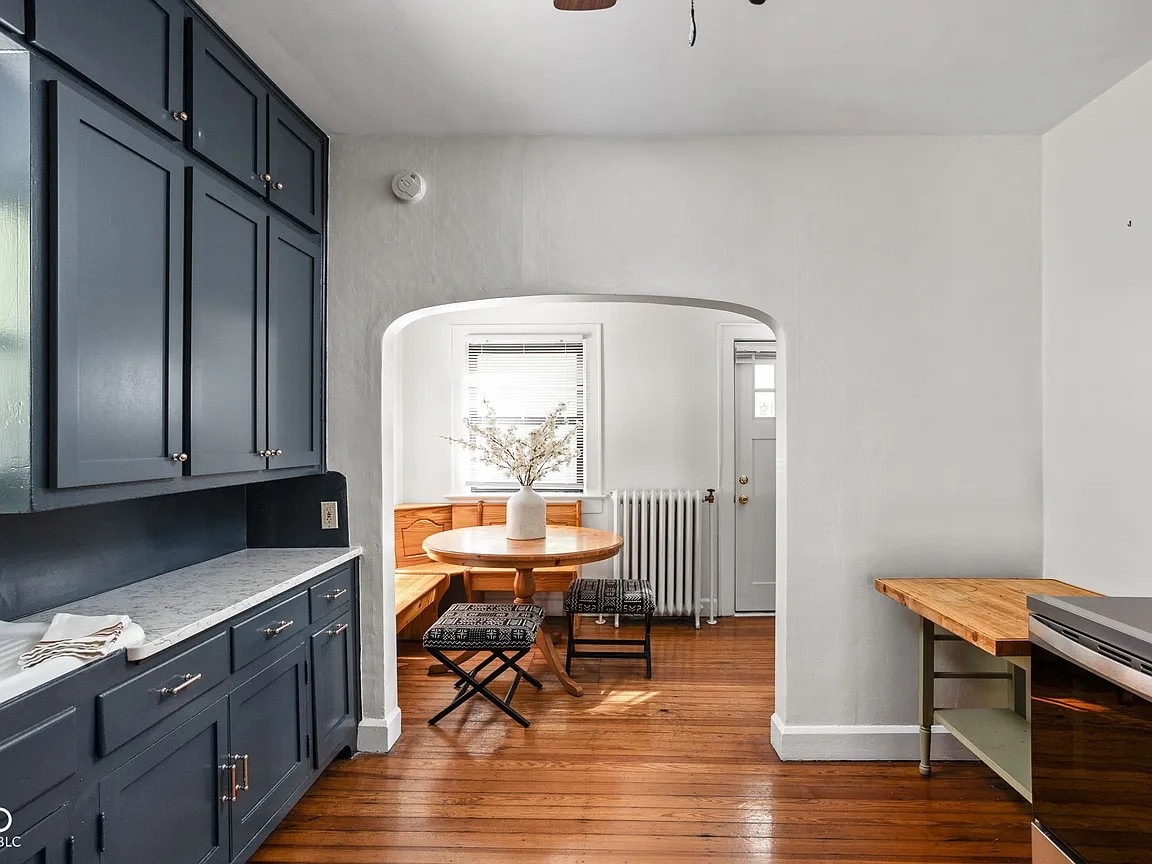 4643 Rookwood Avenue kitchen - 4643 Rookwood Ave