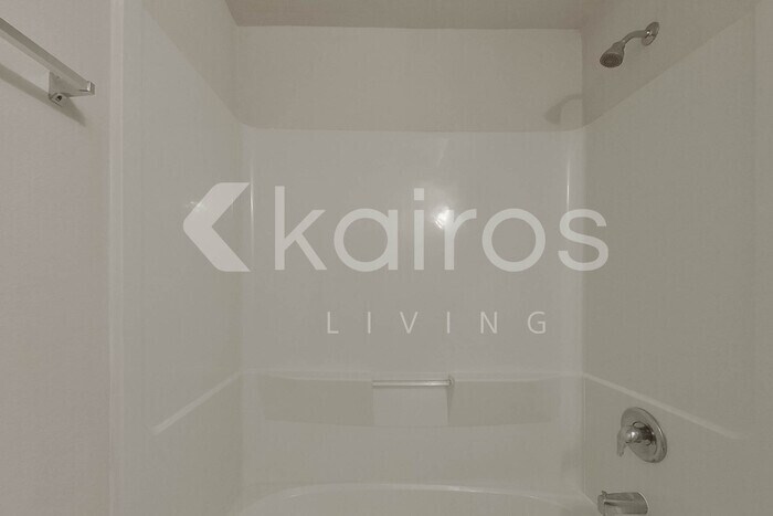 Building Photo - 9119 Aegean Cir