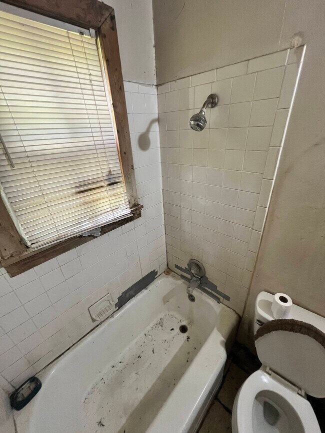 Building Photo - 3355 Lunceford St