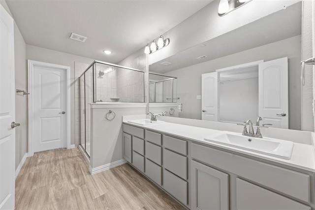 Building Photo - 3521 Brentwood Dr