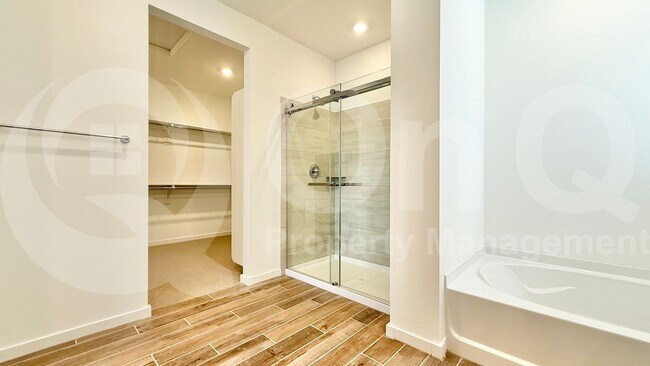Building Photo - 141 N 175th Ave