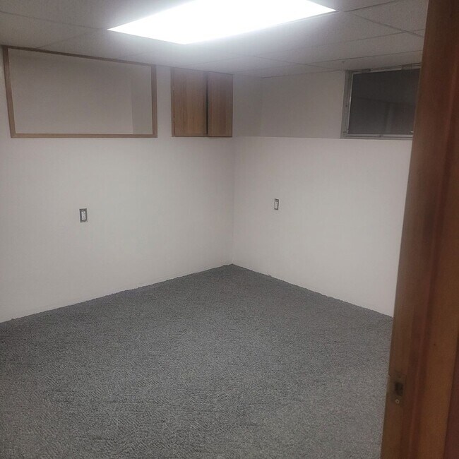 Building Photo - Large Home on NorthSide Grand Junction!!!!