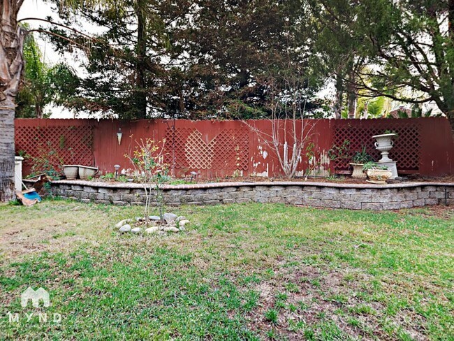 Building Photo - 9351 Palmerson Dr