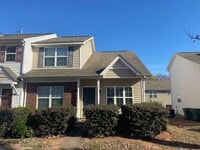 Building Photo - Master-on-Main End-Unit Townhome in Back Creek Villages!