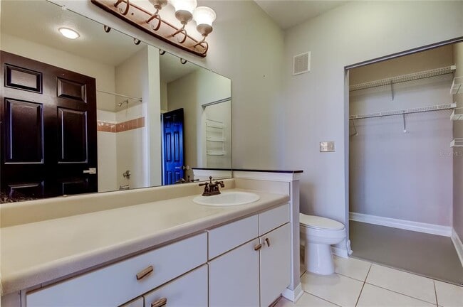 Building Photo - 9750 Lake Chase Island Way