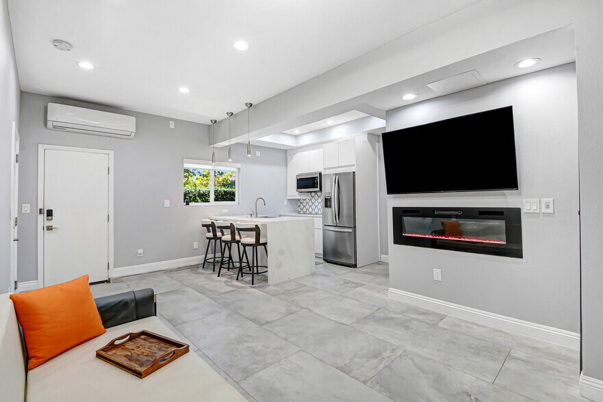 Building Photo - 1530 Crestar Ct
