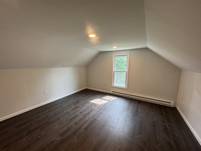 Building Photo - 2608 PA-107