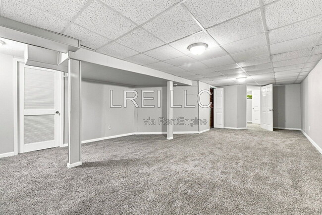 Building Photo - 9410 Michael Edward Dr