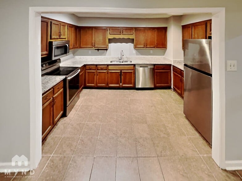 Building Photo - 6827 Starkenburg Ln