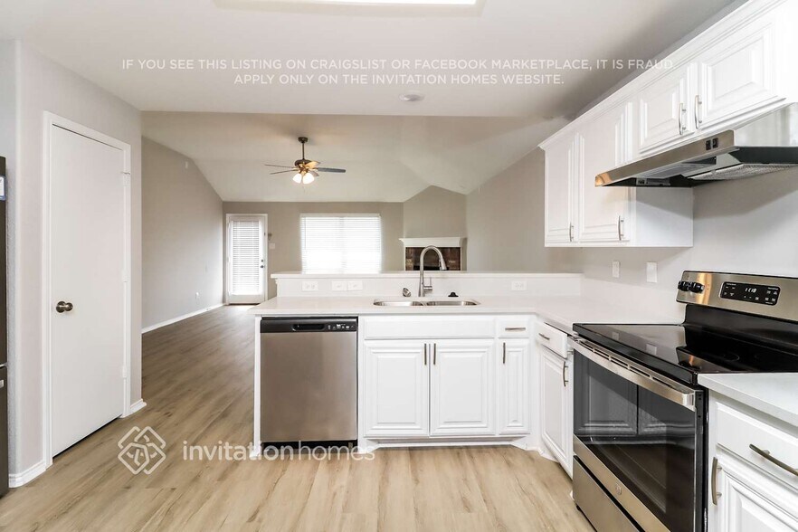 Building Photo - 140 Buckskin Dr