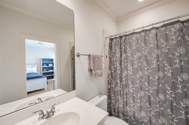 Building Photo - 3511 Yupon St