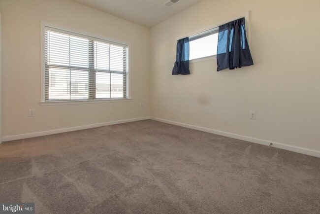 Building Photo - 14337 Potomac Heights Ln