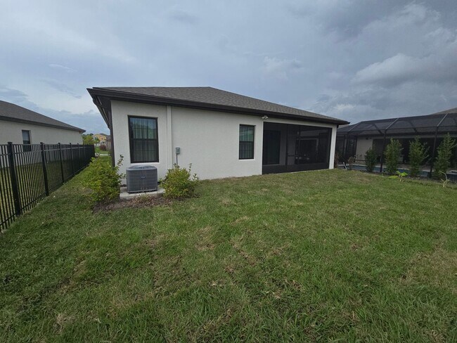 Building Photo - 3/2 Home in Lithia ****MOVE-IN SPECIAL, $500 OFF 2ND MONTHS RENT!!****