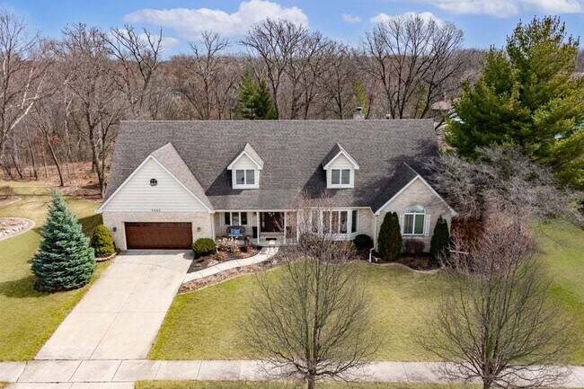 Building Photo - 9885 Belmont Ct