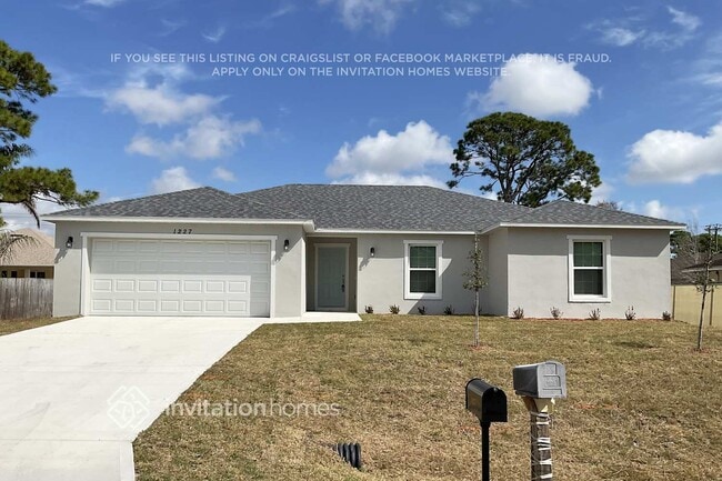 Building Photo - 1227 Packer Rd SE