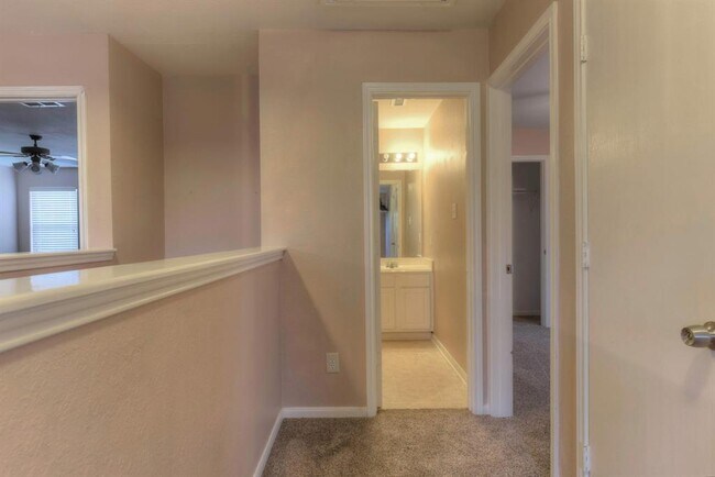 Building Photo - 18203 Fair Grange Ln