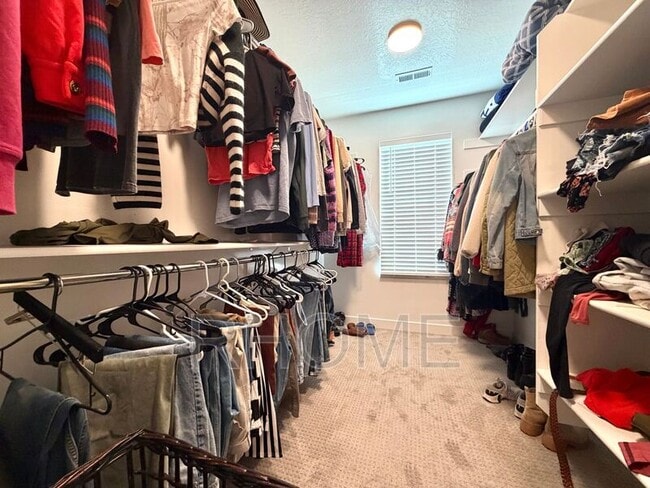 Building Photo - 5066 Elmfield Wy