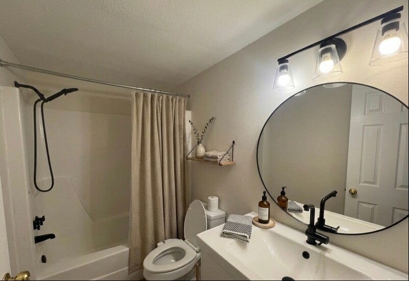 Building Photo - 11525 8th Way N