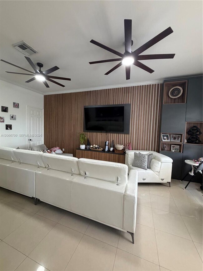 Building Photo - 8208 SW 166th Pl