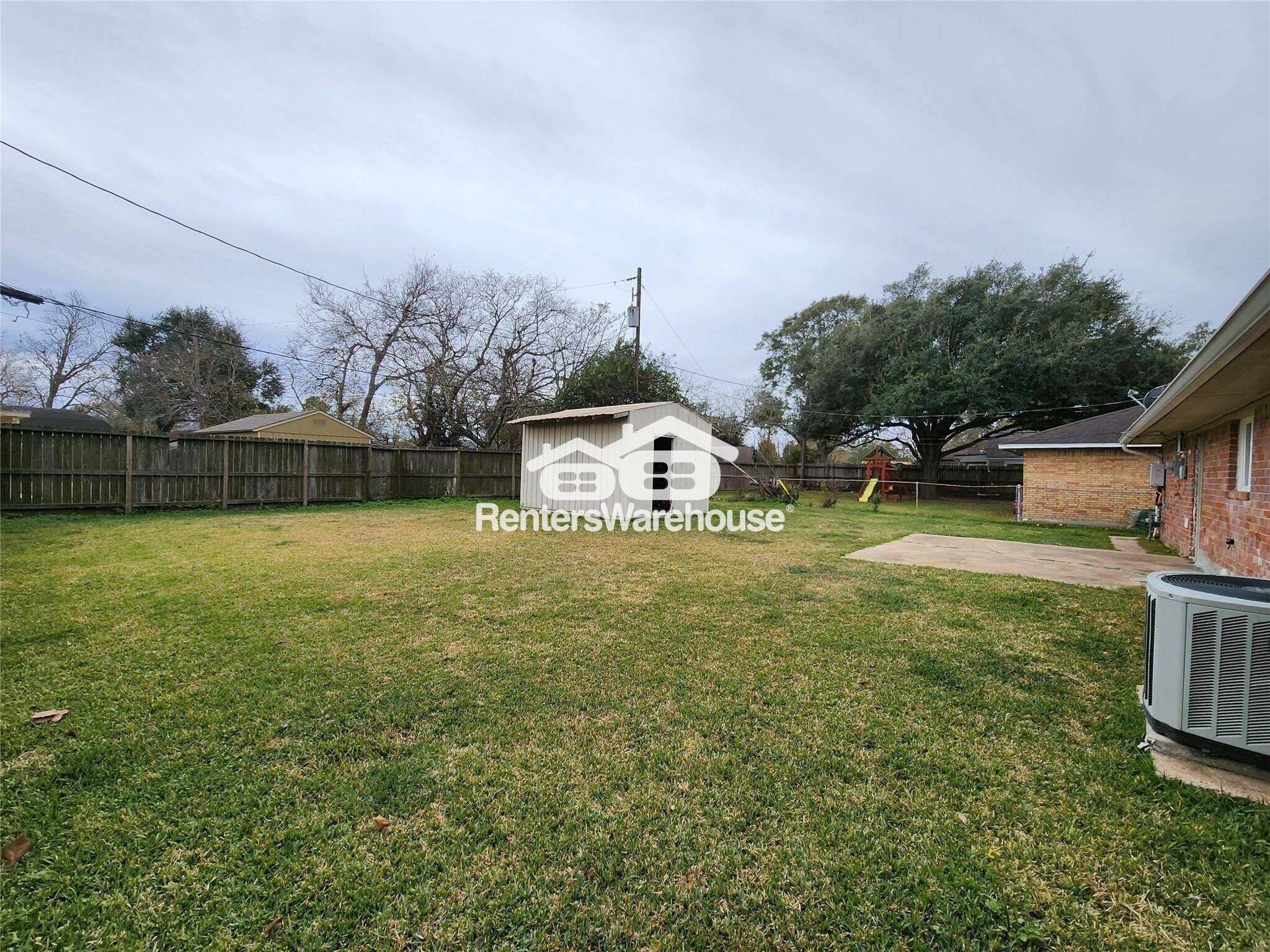 Building Photo - 9918 Ebb St