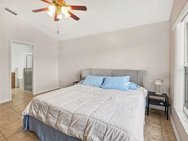 Building Photo - 2415 Black Powder Ln