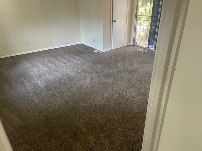 Building Photo - 2364 Cross St NW