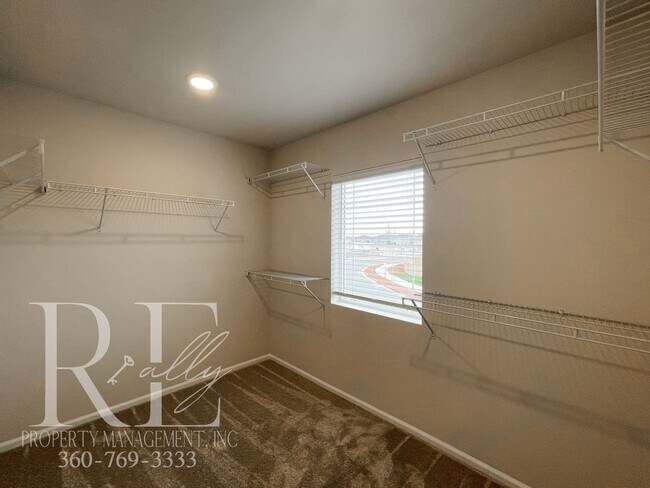 Building Photo - BRAND NEW 2024 HOME!