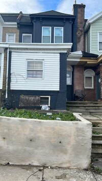 Building Photo - 1750 S 60th St
