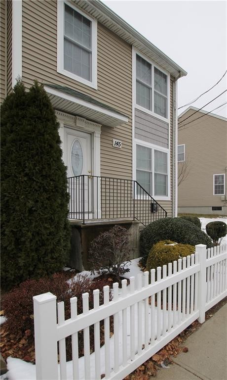 Building Photo - 145 S Bend St