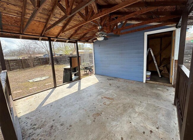 Building Photo - 1402 Mardell St