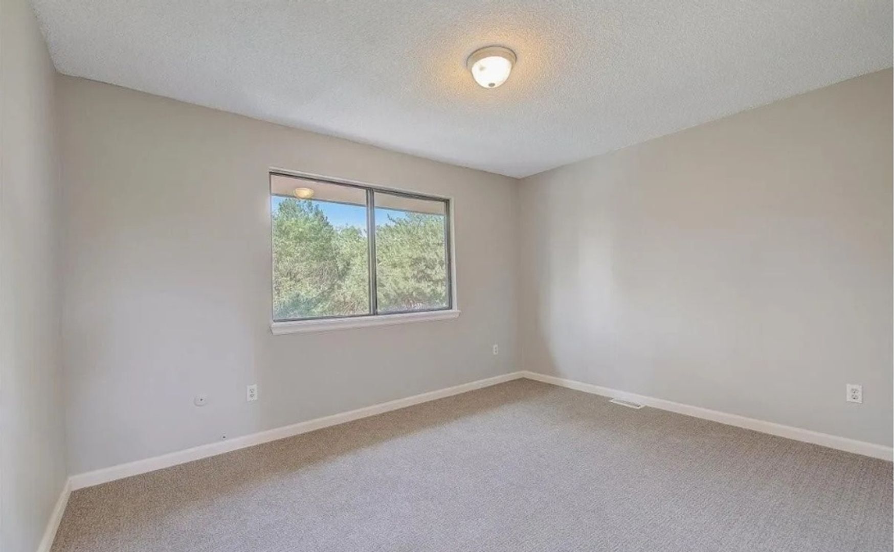 Building Photo - 6785 W 84th Way