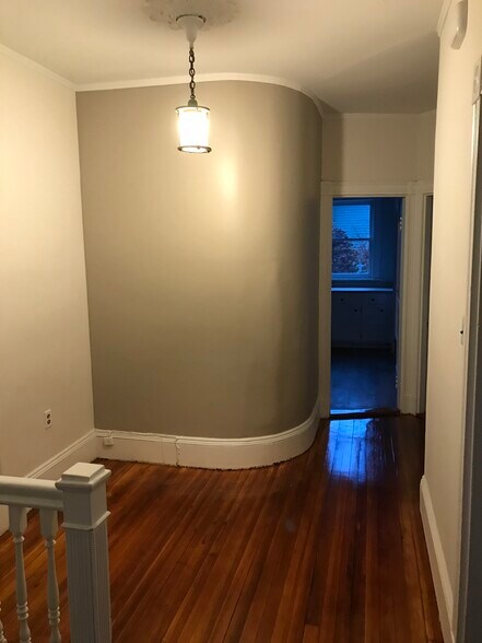 Building Photo - 35 Boylston St